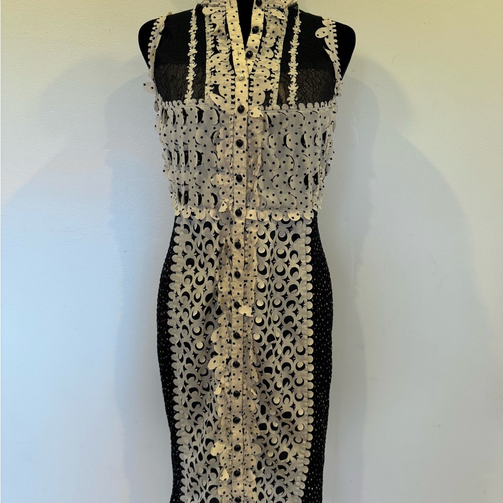 Beguile by Byron Lars - Elegant Black and Cream Lace Dress